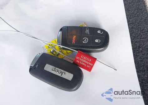 2015 Jeep Grand Cherokee Limited из США, поврежденный, VIN 1C4RJFBG8FC651580